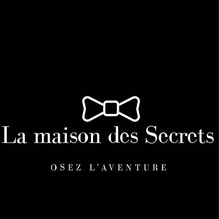 La Maison Des Secrets Holiday home *